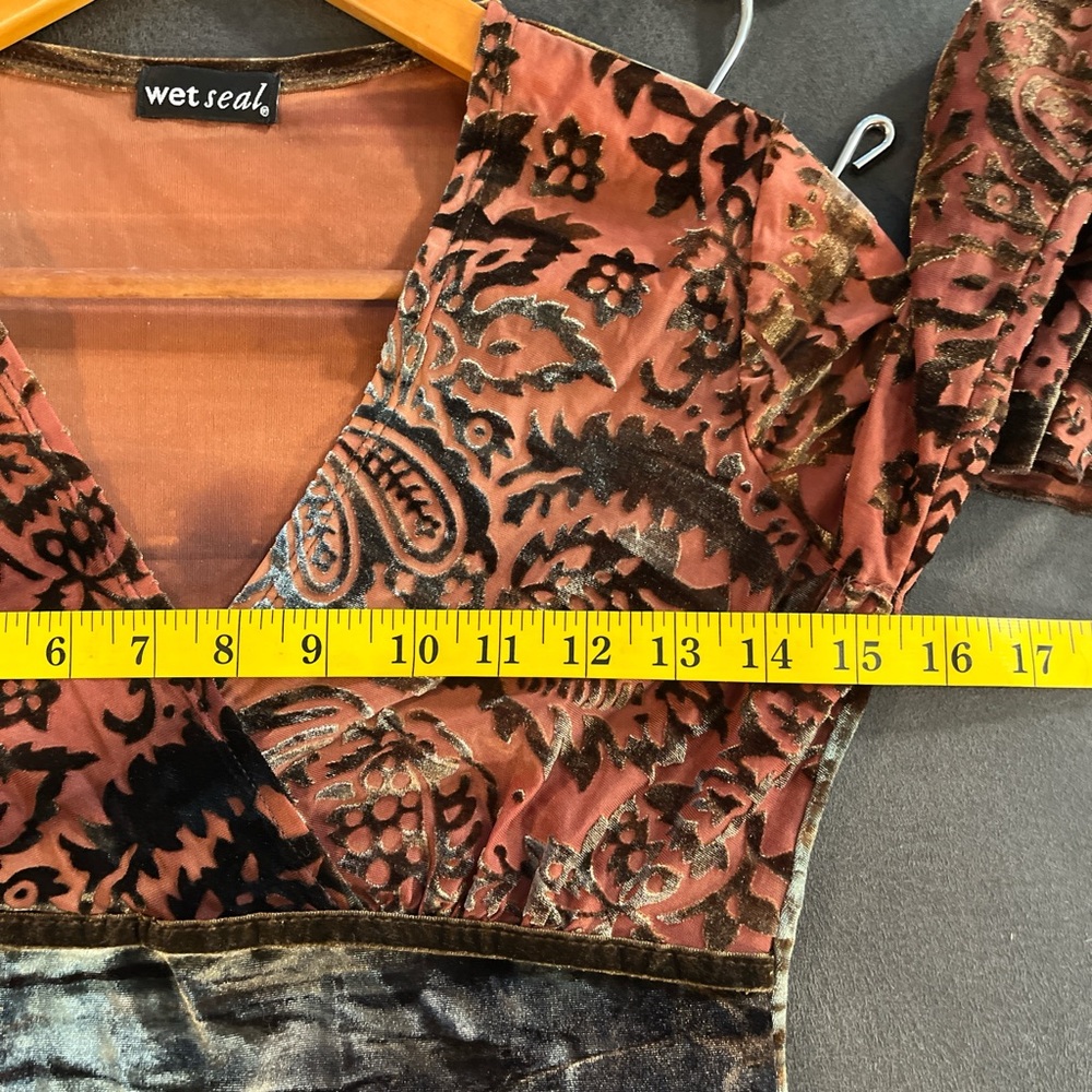 Wet Seal Velvet Wrap Y2K Top Floral PatternBlack and Brown Fall Bell Sleeves S - Picture 6 of 9